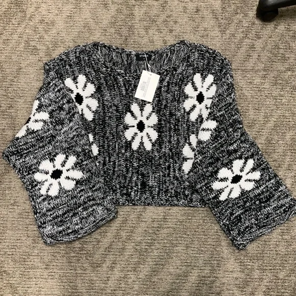 STORIA NWT Daisy Lounge set - Picture 4 of 10